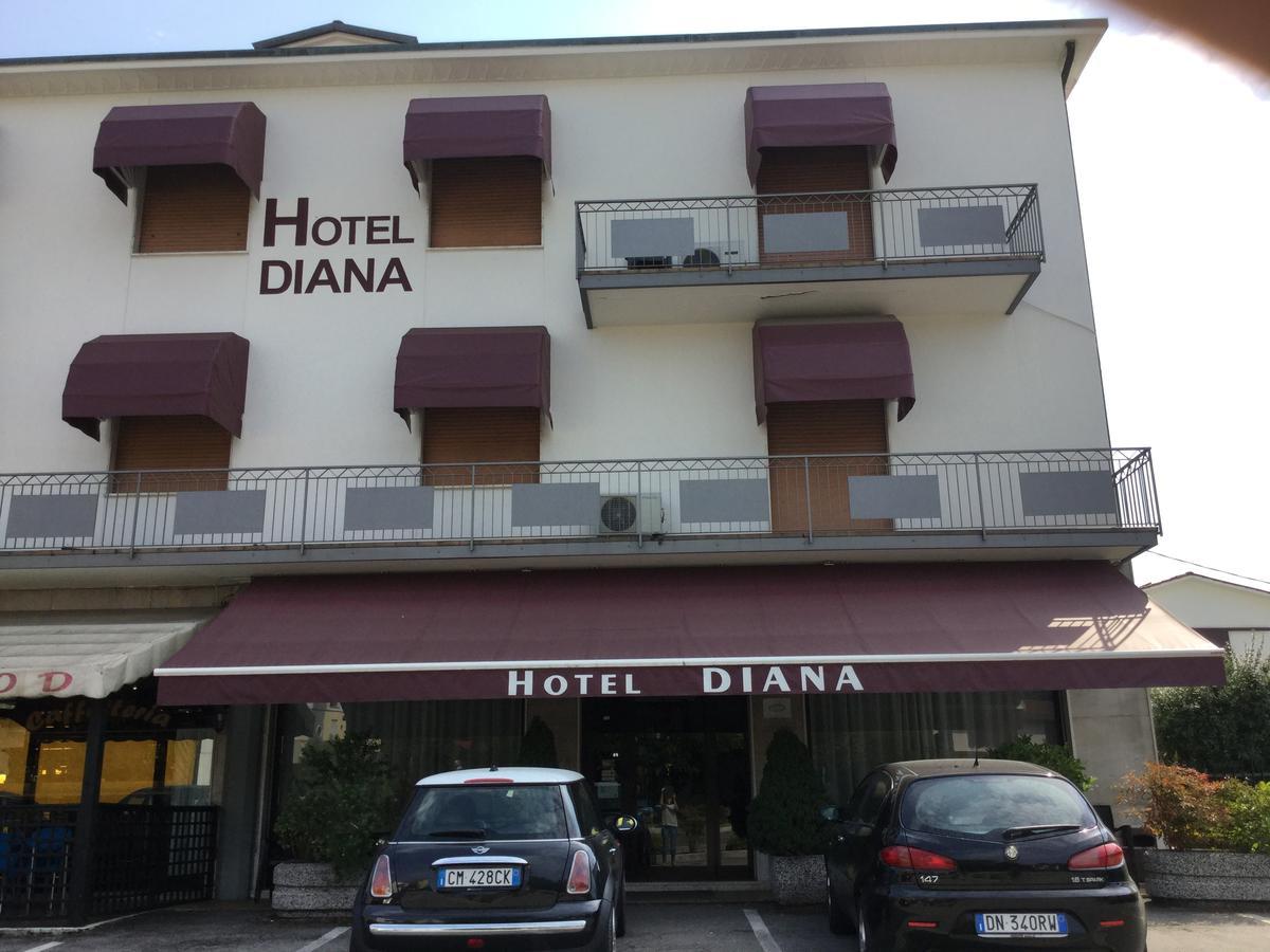 Albergo Diana Legnaro Εξωτερικό φωτογραφία